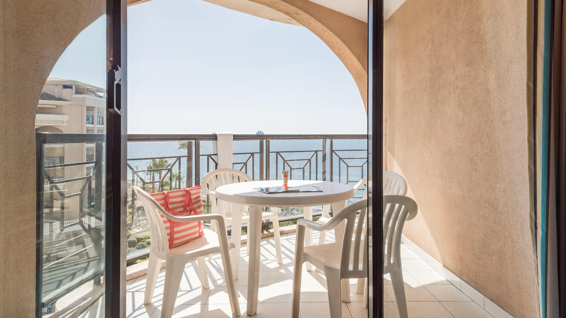 Residence Pierre & Vacances Cannes Verrerie 3*,